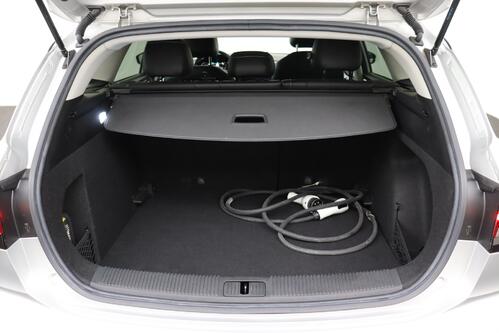 MG MG5 EXTENDED RANGE  61kWh + A/T + GPS + CAMERA + PDC + CRUISE (ACC) + ALU 