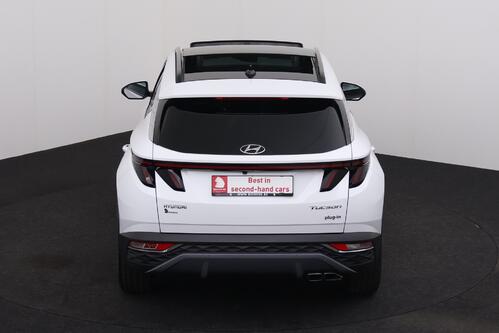 HYUNDAI Tucson LUXURY 1.6 T-GDI PHEV + A/T + GPS + CARPLAY + CAMERA + PDC + CRUISE(ACC) + PANO DAK + ALU 