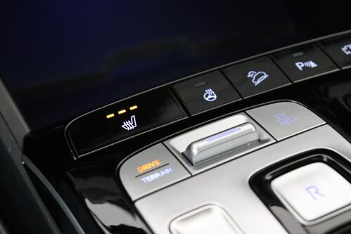 HYUNDAI Tucson LUXURY 1.6 T-GDI PHEV + A/T + GPS + CARPLAY + CAMERA + PDC + CRUISE(ACC) + PANO DAK + ALU 