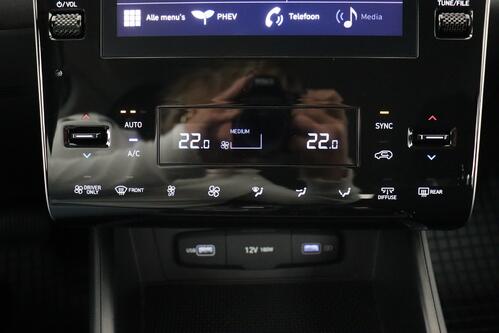 HYUNDAI Tucson LUXURY 1.6 T-GDI PHEV + CARPLAY + CAMERA + ALU 