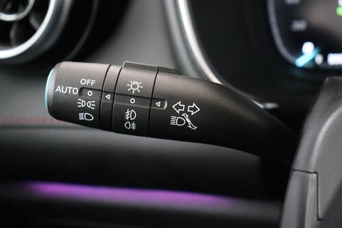 MG EHS LUXURY 1.5 TGI PHEV + A/T + GPS + LEDER + CARPLAY + CAMERA + PDC + CRUISE + PANO DAK + ALU 