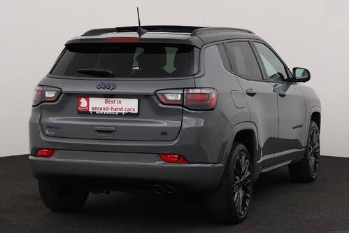 JEEP Compass 1.3i 4WD PHEV + A/T + GPS + LEDER + CAMERA + PDC + PANO DAK + CRUISE (ACC) + ALU 19