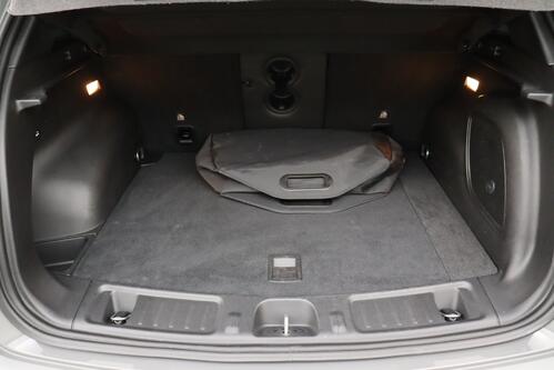 JEEP Compass 1.3i 4WD PHEV + A/T + GPS + LEDER + CAMERA + PDC + PANO DAK + CRUISE (ACC) + ALU 19