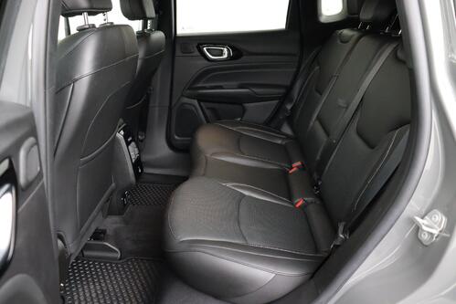 JEEP Compass 1.3i 4WD PHEV + A/T + GPS + LEDER + CAMERA + PDC + PANO DAK + CRUISE (ACC) + ALU 19