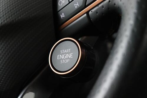 CUPRA Formentor 1.4 TSI DSG + GPS + CARPLAY + CAMERA + PDC + CRUISE (ACC) + ALU 19