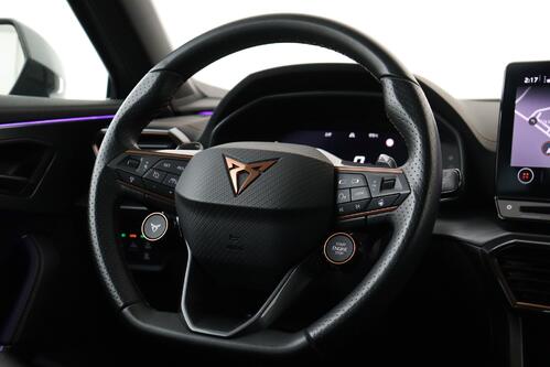 CUPRA Formentor 1.4 TSI DSG + GPS + CARPLAY + CAMERA + PDC + CRUISE (ACC) + ALU 19