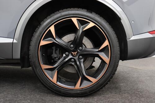 CUPRA Formentor 1.4 TSI DSG + GPS + CARPLAY + CAMERA + PDC + CRUISE (ACC) + ALU 19