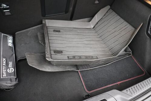 FORD Focus 1.0i Ecoboost MHEV ST-Line X + GPS + CAMERA + PDC + PANO DAK + CRUISE(ACC) + ALU 17