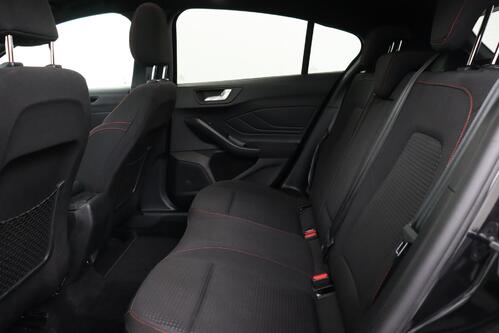 FORD Focus 1.0i Ecoboost MHEV ST-Line X + GPS + CAMERA + PDC + PANO DAK + CRUISE(ACC) + ALU 17