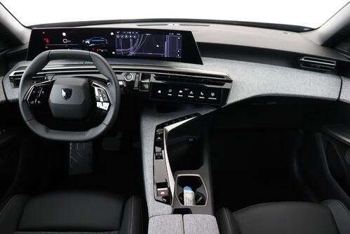 PEUGEOT 3008 ALLURE 1.2 PUERTECH HYBRID EAT8 + GPS + CARPLAY + CAMERA + PDC + CRUISE (ACC) + ALU 19