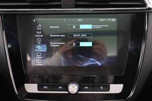 MG ZS EV + CAMERA + PDC + CRUISE + LEDER + PANO + ALU 17