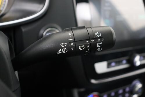 MG ZS EV + CAMERA + PDC + CRUISE + LEDER + PANO + ALU 17