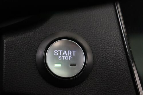 MG ZS EV + CAMERA + PDC + CRUISE + LEDER + PANO + ALU 17