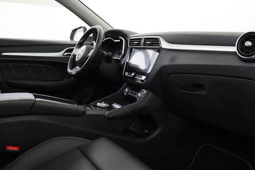 MG ZS EV + CAMERA + PDC + CRUISE + LEDER + PANO + ALU 17