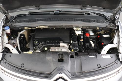 CITROEN C4 SpaceTourer FEEL  1.2 PURETECH EAT8 + 7PL. + A/T + GPS + CARPLAY + PDC + CRUISE + ALU 