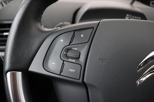 CITROEN C4 SpaceTourer FEEL  1.2 PURETECH EAT8 + 7PL. + A/T + GPS + CARPLAY + PDC + CRUISE + ALU 