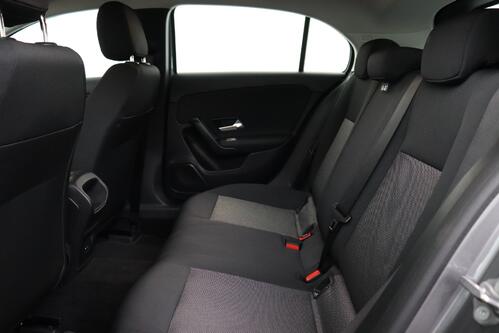 MERCEDES-BENZ A 160 *BUS.SOLUTION i + GPS + CAMERA + PDC + CRUISE + ALU 16