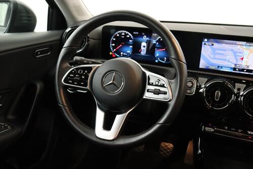 MERCEDES-BENZ A 160 *BUS.SOLUTION i + GPS + CAMERA + PDC + CRUISE + ALU 16