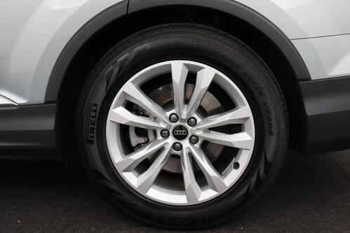 AUDI Q7 *QUATTRO ATTRACTION 55 3.0TFSI-e TIPTRONIC + GPS + LEDER + CAMERA + PDC + CRUISE + ALU 19 + TREKHAAK 
