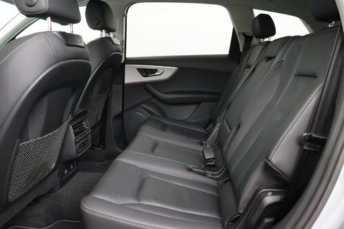 AUDI Q7 *QUATTRO ATTRACTION 55 3.0TFSI-e TIPTRONIC + GPS + LEDER + CAMERA + PDC + CRUISE + ALU 19 + TREKHAAK 