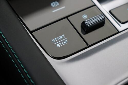 BYD Seal U COMFORT 71.8 kWh + A/T + GPS + LEDER + CARPLAY + CAMERA + PDC + CRUISE(ACC) + PANO DAK + ALU 19