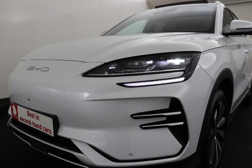 BYD Seal U COMFORT 71.8 kWh + A/T + GPS + LEDER + CARPLAY + CAMERA + PDC + CRUISE(ACC) + PANO DAK + ALU 19