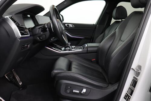 BMW X5 X-DRIVE 30 DA M-SPORT + 7PL. + GPS + LEDER + CARPLAY + CAMERA + PDC + CRUISE(ACC) + PANO DAK + ALU + TREKHAAK 