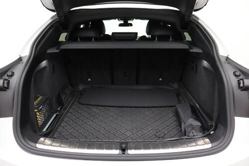 BMW X4 X-DRIVE 30 iA  M-SPORT  + GPS + LEDER + CARPLAY + CAMERA + PDC + CRUISE + ALU 