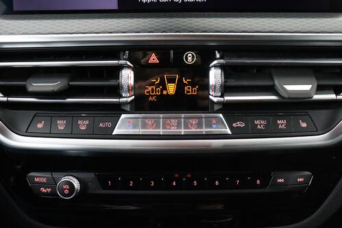 BMW X4 X-DRIVE 30 iA  M-SPORT  + GPS + LEDER + CARPLAY + CAMERA + PDC + CRUISE + ALU 