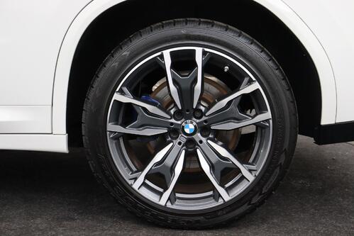 BMW X4 X-DRIVE 30 iA  M-SPORT  + GPS + LEDER + CARPLAY + CAMERA + PDC + CRUISE + ALU 