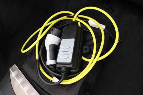 BMW 330 e TOURING iA + GPS + CARPLAY + PDC + CRUISE + ALU 