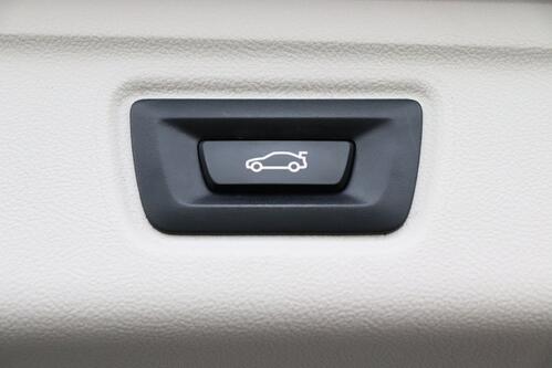 BMW 330 e TOURING iA + GPS + CARPLAY + PDC + CRUISE + ALU 