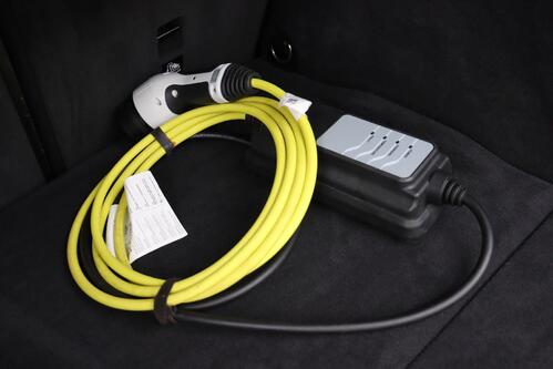 BMW 330 G20 e iA M-SPORT + GPS + CARPLAY + PDC + CRUISE(ACC) + ALU 17 + TREKHAAK 