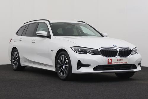BMW 330 G20 e iA M-SPORT + GPS + CARPLAY + PDC + CRUISE(ACC) + ALU 17 + TREKHAAK 