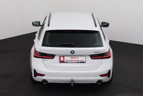 BMW 330 G20 e iA M-SPORT + GPS + CARPLAY + PDC + CRUISE(ACC) + ALU 17 + TREKHAAK 