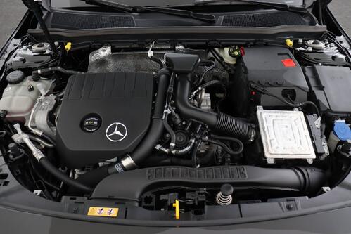 MERCEDES-BENZ A 180 *LIMOUSINE BUS.SOLUTION iA + GPS + CAMERA + PDC + CRUISE + ALU 16