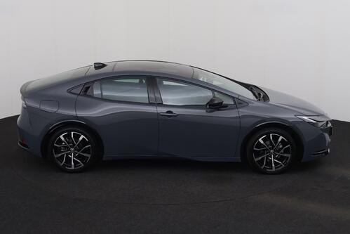 TOYOTA Prius 2.0i PHEV CVT + GPS + CAMERA + PDC + CRUISE (ACC) + PANO + ALU 