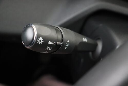 PEUGEOT 308 SW 1.2 PURETECH + CARPLAY + GPS + PDC + CRUISE + ALU 