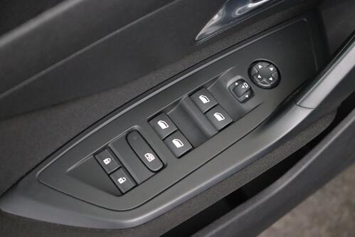 PEUGEOT 308 SW 1.2 PURETECH + CARPLAY + GPS + PDC + CRUISE + ALU 
