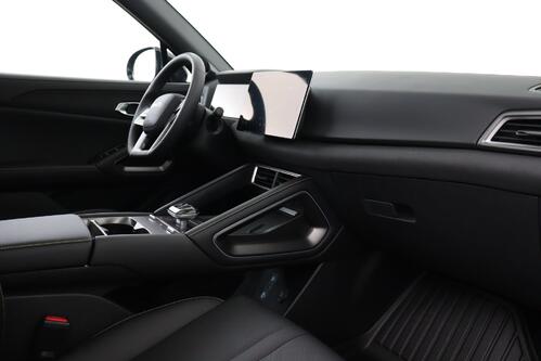 BYD ATTO 2 ACTIVE 45kWh + A/T + CARPLAY + CAMERA + CRUISE(ACC) + PANO DAK + ALU 17