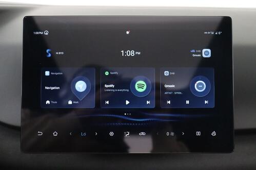 BYD ATTO 2 ACTIVE 45kWh + A/T + CARPLAY + CAMERA + CRUISE(ACC) + PANO DAK + ALU 17