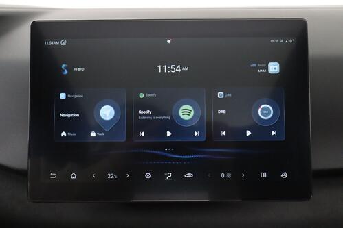 BYD ATTO 2 ACTIVE 45 kWh + A/T + CARPLAY + LEDER + CAMERA + CRUISE (ACC) + ALU 17