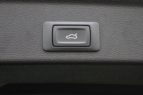 AUDI Q3 *SPORTBACK 35 1.5TFSI + GPS + LEDER + CAMERA + PDC + CRUISE + OPEN DAK + ALU 18