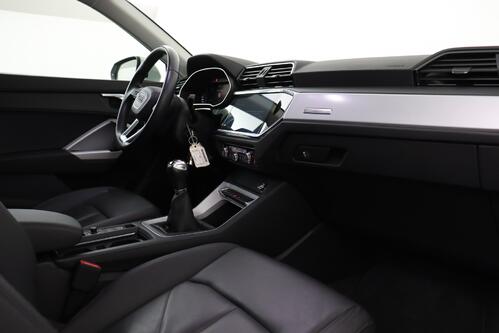 AUDI Q3 *SPORTBACK 35 1.5TFSI + GPS + LEDER + CAMERA + PDC + CRUISE + OPEN DAK + ALU 18