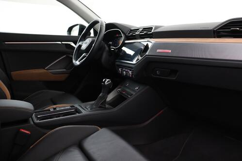 AUDI Q3 *SPORTBACK S-LINE 45 1.4TFSI-e S-TRONIC  COMBINEERT 245 PK + GPS + LEDER + PDC + ALU 18