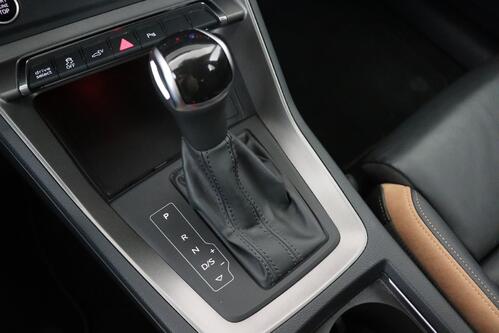 AUDI Q3 *SPORTBACK S-LINE 45 1.4TFSI-e S-TRONIC  COMBINEERT 245 PK + GPS + LEDER + PDC + ALU 18