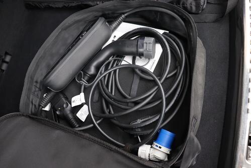 AUDI Q3 *SPORTBACK S-LINE 45 1.4TFSI-e S-TRONIC  COMBINEERT 245 PK + GPS + LEDER + PDC + ALU 18