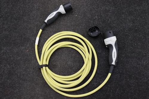 AUDI Q3 *SPORTBACK S-LINE 45 1.4TFSI-e S-TRONIC  COMBINEERT 245 PK + GPS + LEDER + PDC + ALU 18