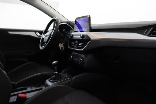 FORD Focus *CLIPPER CONNECTED 1.0i ECOBOOST + GPS + CAMERA + PDC + CRUISE + ALU 16