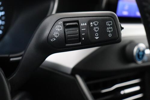 FORD Focus *CLIPPER CONNECTED 1.0i ECOBOOST + GPS + CAMERA + PDC + CRUISE + ALU 16